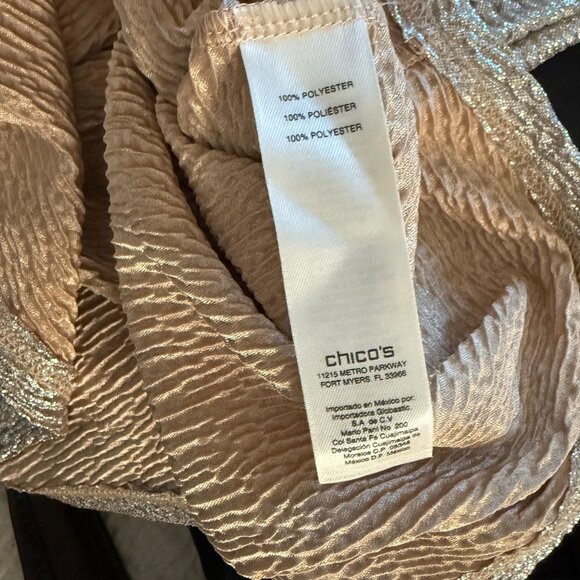 Chico's Silver Metallic Short-Sleeve Top Womens XL Casualchic Eveningwear - Picture 4 of 6